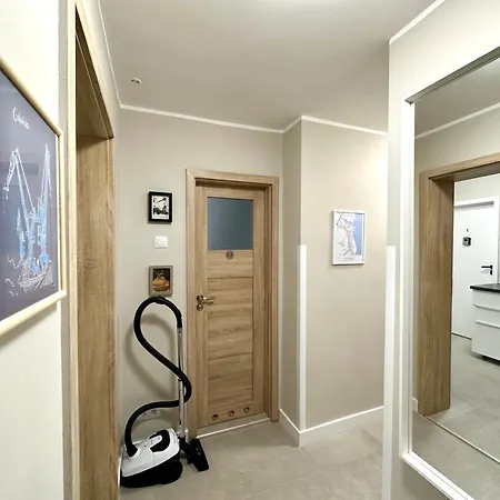 Mmrent Hill グダニスク